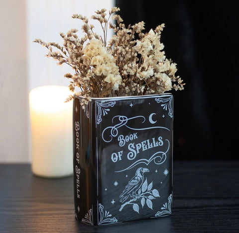 Book of spells vase 🎀